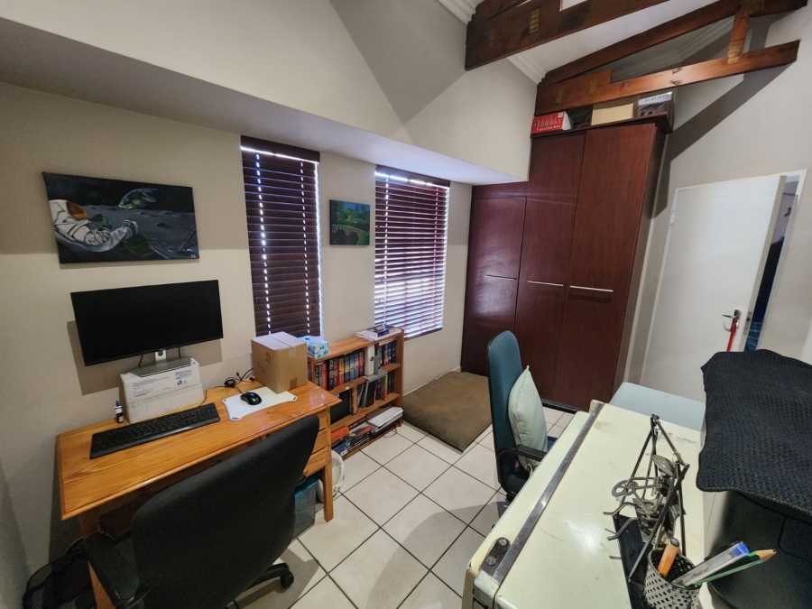 3 Bedroom Property for Sale in Waterval East North West